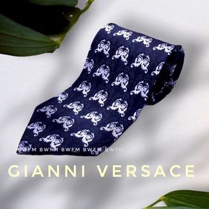 New Authentic Gianni Versace silk tie elegant